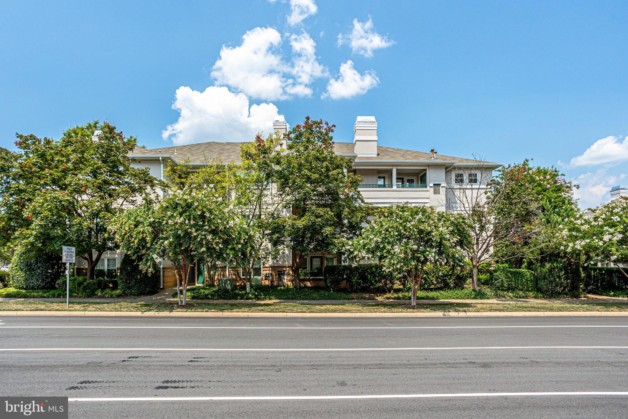 12013 Taliesin Place, Unit 31 Reston, VA 20190 - Photo 14 of 79