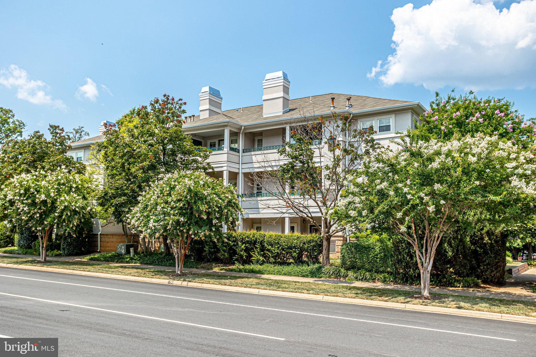 12013 Taliesin Place, Unit 31 Reston, VA 20190 - Photo 15 of 79