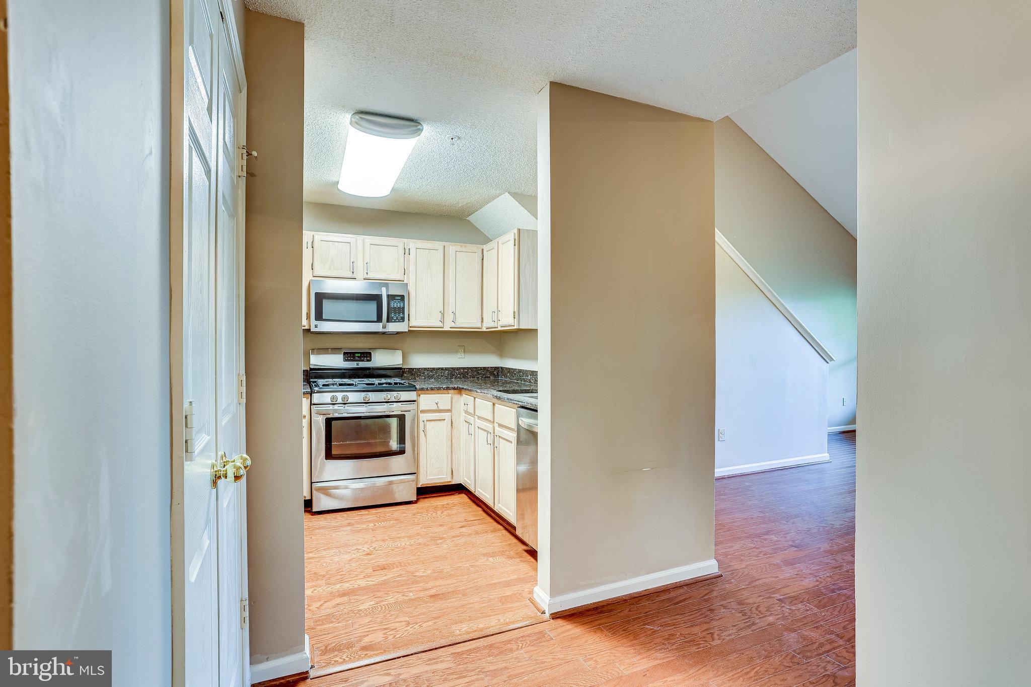 12013 Taliesin Place, Unit 31 Reston, VA 20190 - Photo 19 of 79