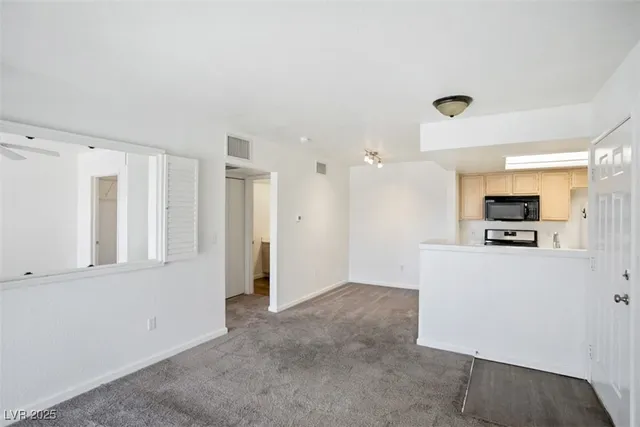 $1,320 | 1909 High Valley Court, Unit 206, Las Vegas, NV 89128