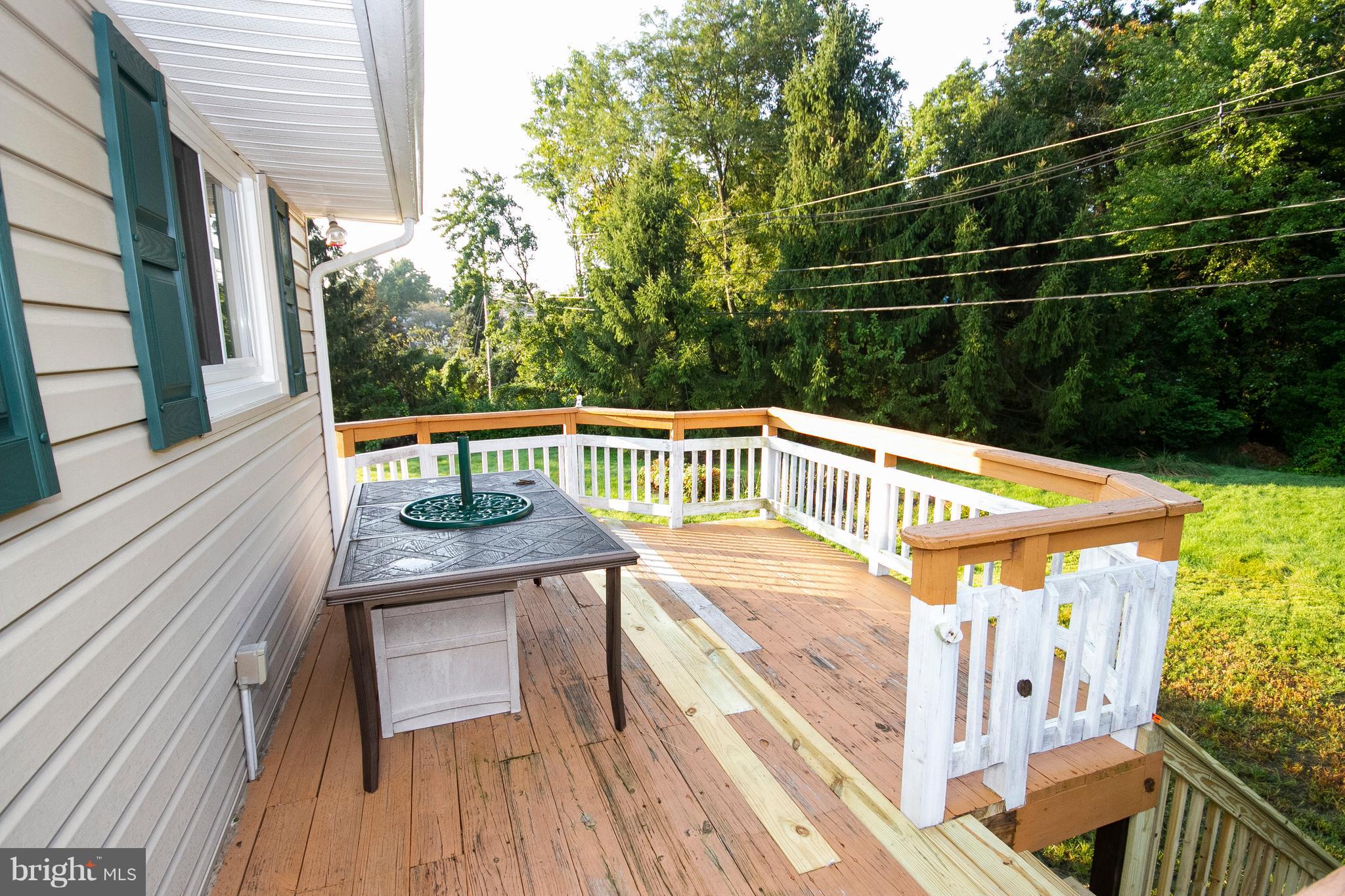 8632 Delegge Road Baltimore, MD 21237 - Photo 25 of 28 Deck expands width of home