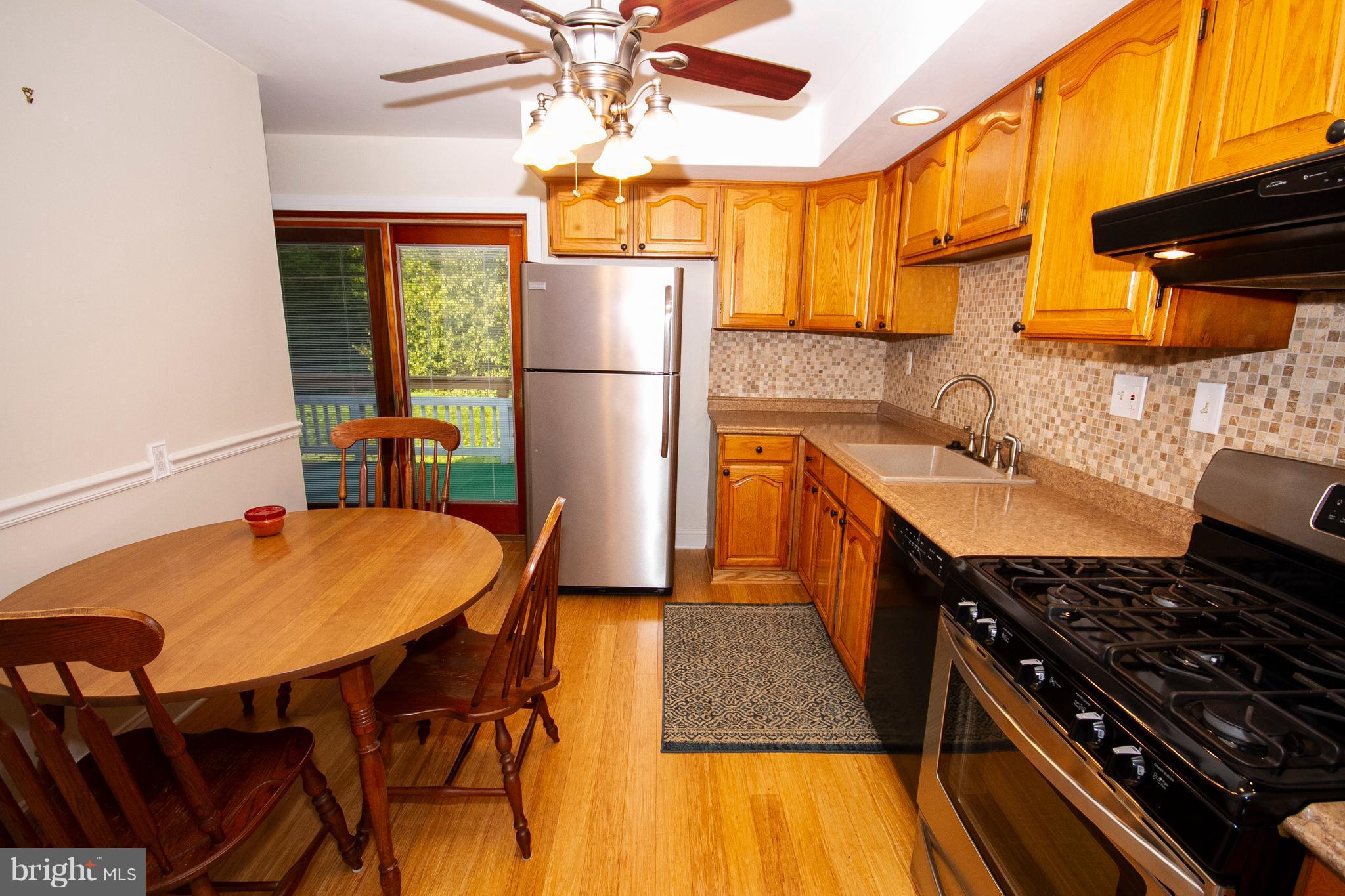 8632 Delegge Road Baltimore, MD 21237 - Photo 8 of 28 Kitchen