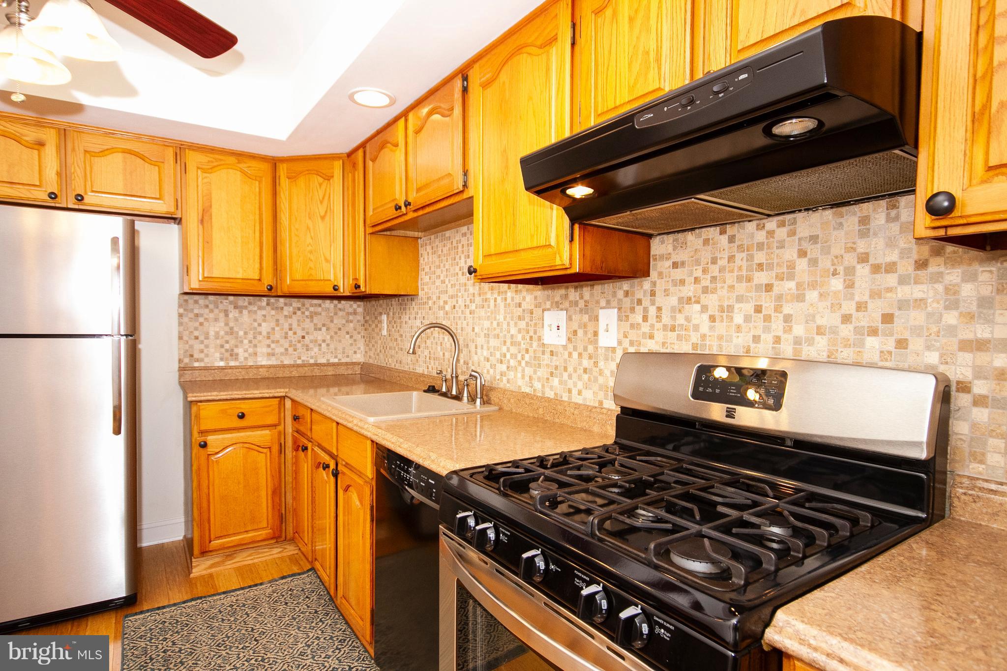 8632 Delegge Road Baltimore, MD 21237 - Photo 9 of 28 Kitchen