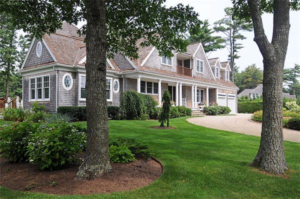 220 Dun Robin Road, Unit 220 Mashpee, MA 02649 - Photo 1 of 18 Gallery Image 1