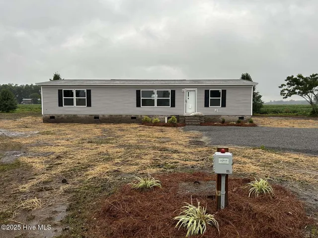 $197,900 | 1585 Indian Springs Road, Mount Olive, NC 28365