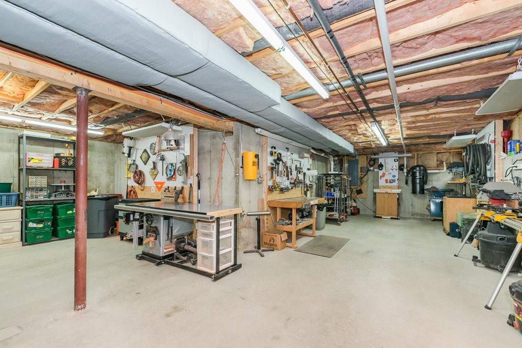 1 Devonshire Road Amesbury, MA 01913 - Photo 27 of 30 Gallery Image 27