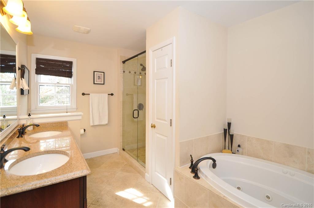 2633 Innsbrook Road Charlotte, NC 28226 - Photo 17 of 24 Gallery Image 17