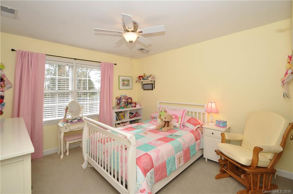 2633 Innsbrook Road Charlotte, NC 28226 - Photo 20 of 24 Gallery Image 20