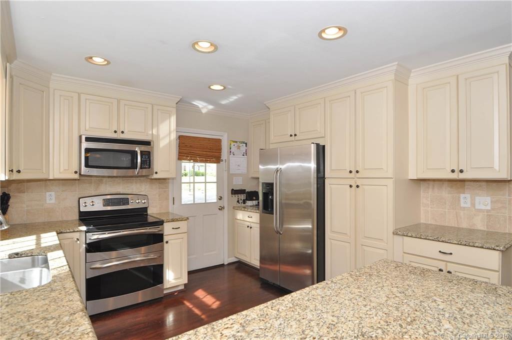 2633 Innsbrook Road Charlotte, NC 28226 - Photo 9 of 24 Gallery Image 9