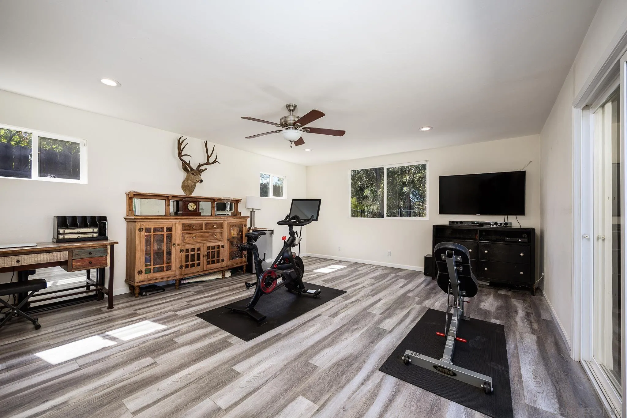 13306 Tawanka Drive Poway, CA 92064 - Photo 18 of 46