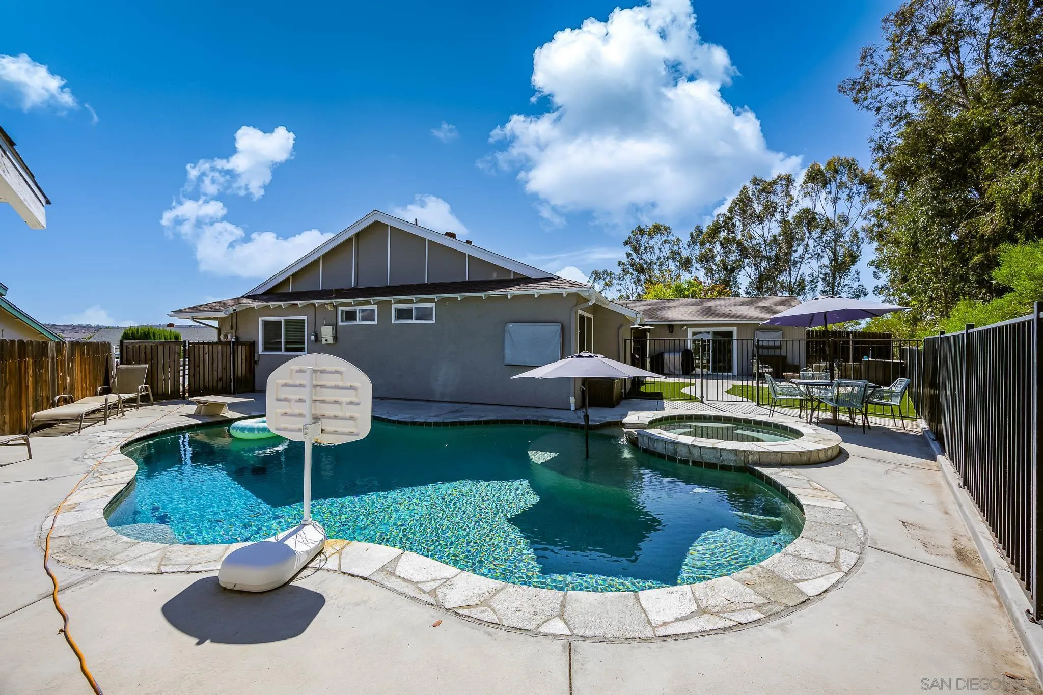 13306 Tawanka Drive Poway, CA 92064 - Photo 33 of 46