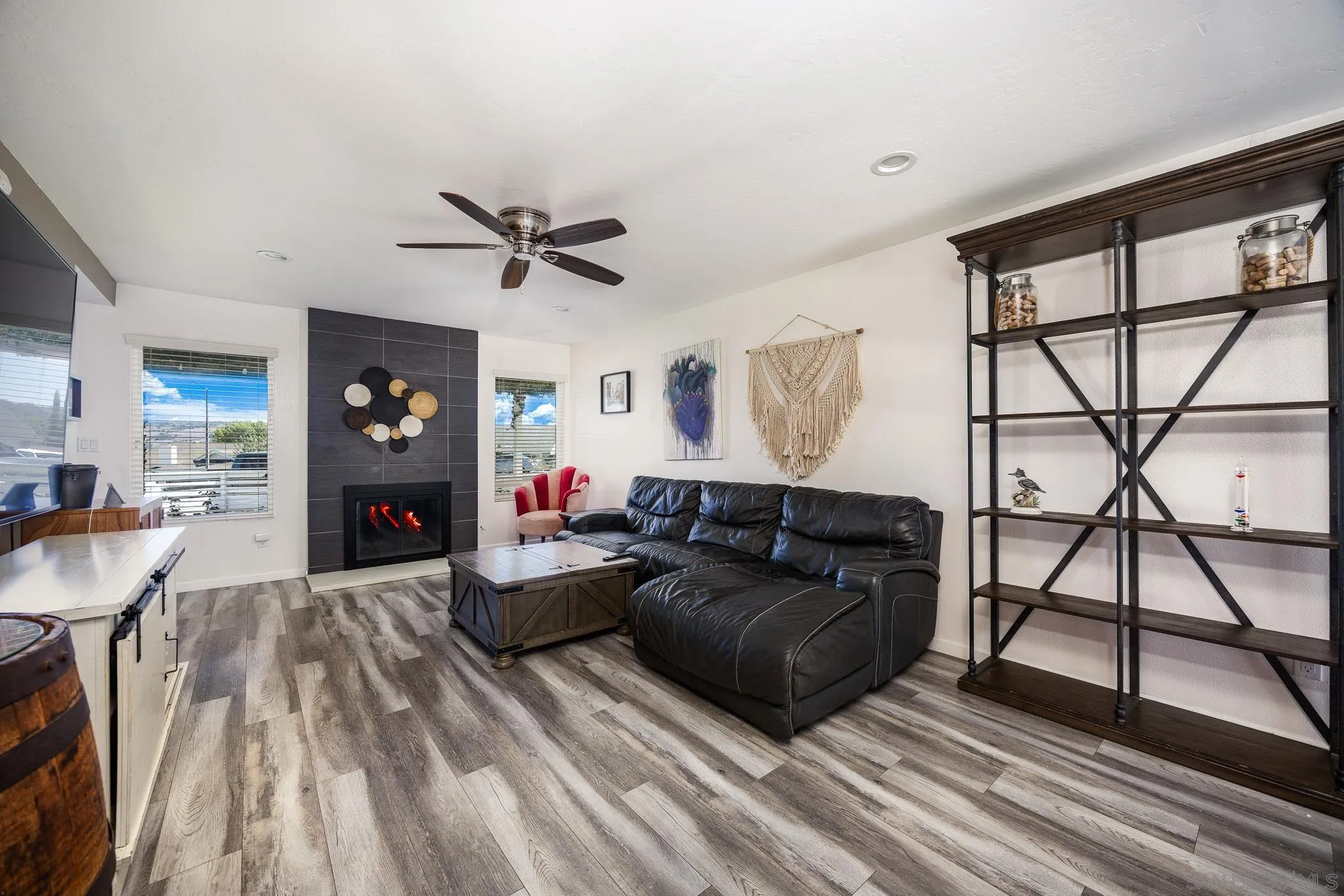 13306 Tawanka Drive Poway, CA 92064 - Photo 9 of 46