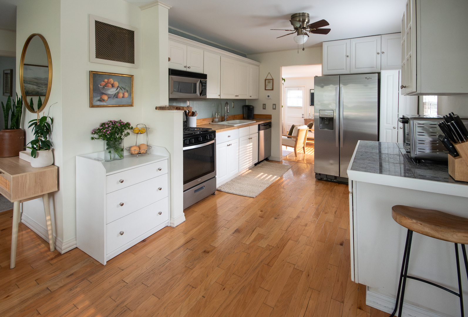 307 Highland Road Grayslake, IL 60030 - Photo 8 of 20 Gallery Image 8