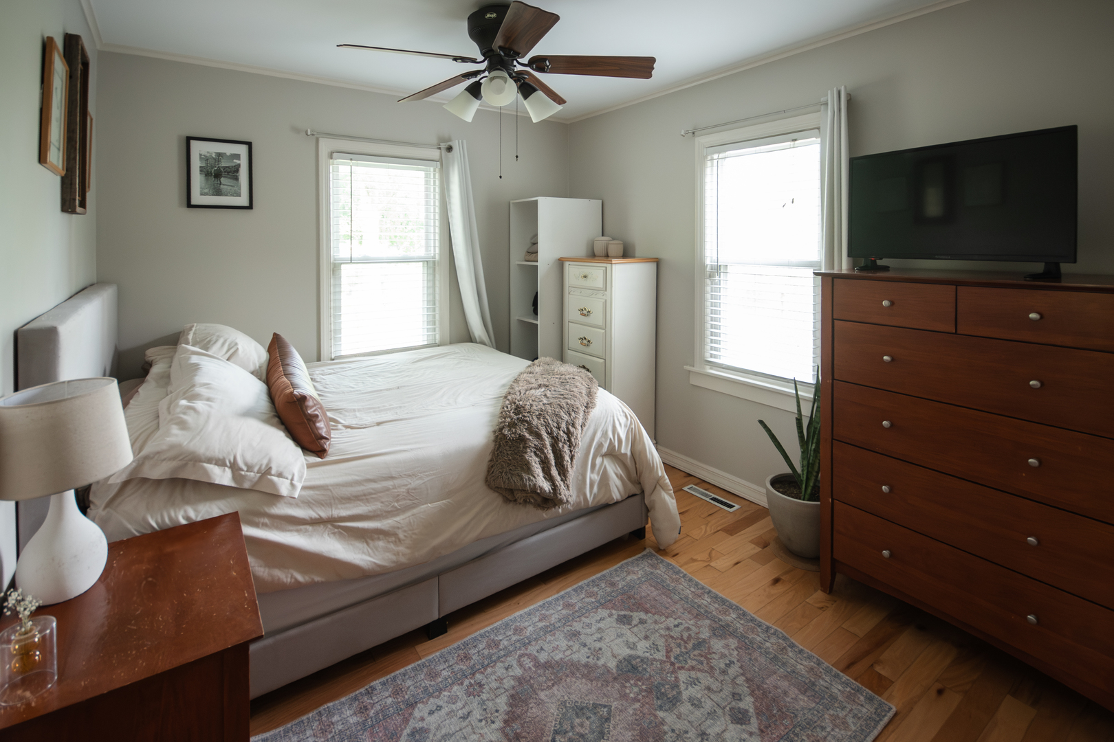 307 Highland Road Grayslake, IL 60030 - Photo 10 of 20 Gallery Image 10