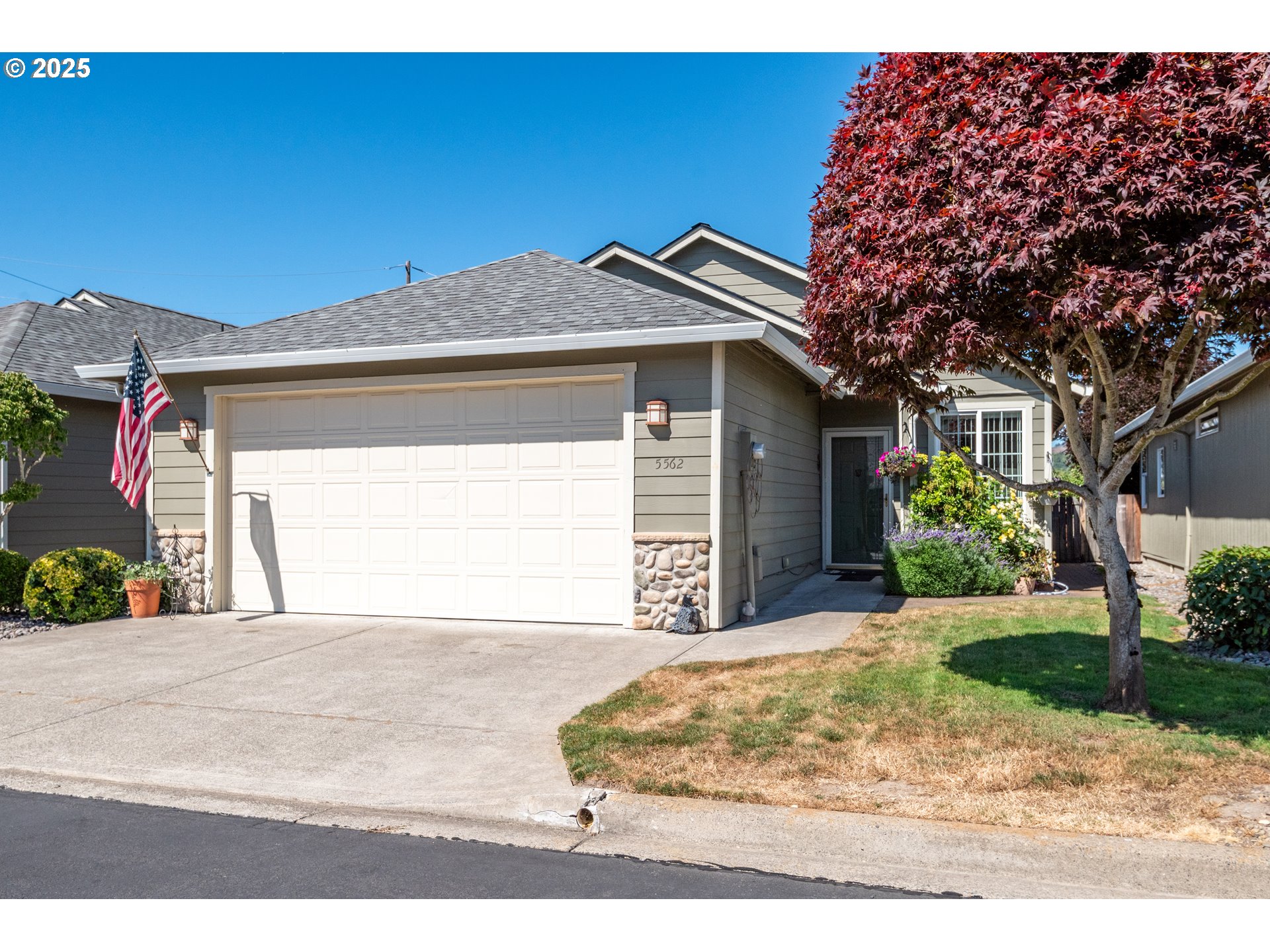 5562 Solo Point Drive Longview, WA 98632 - Photo 2 of 36