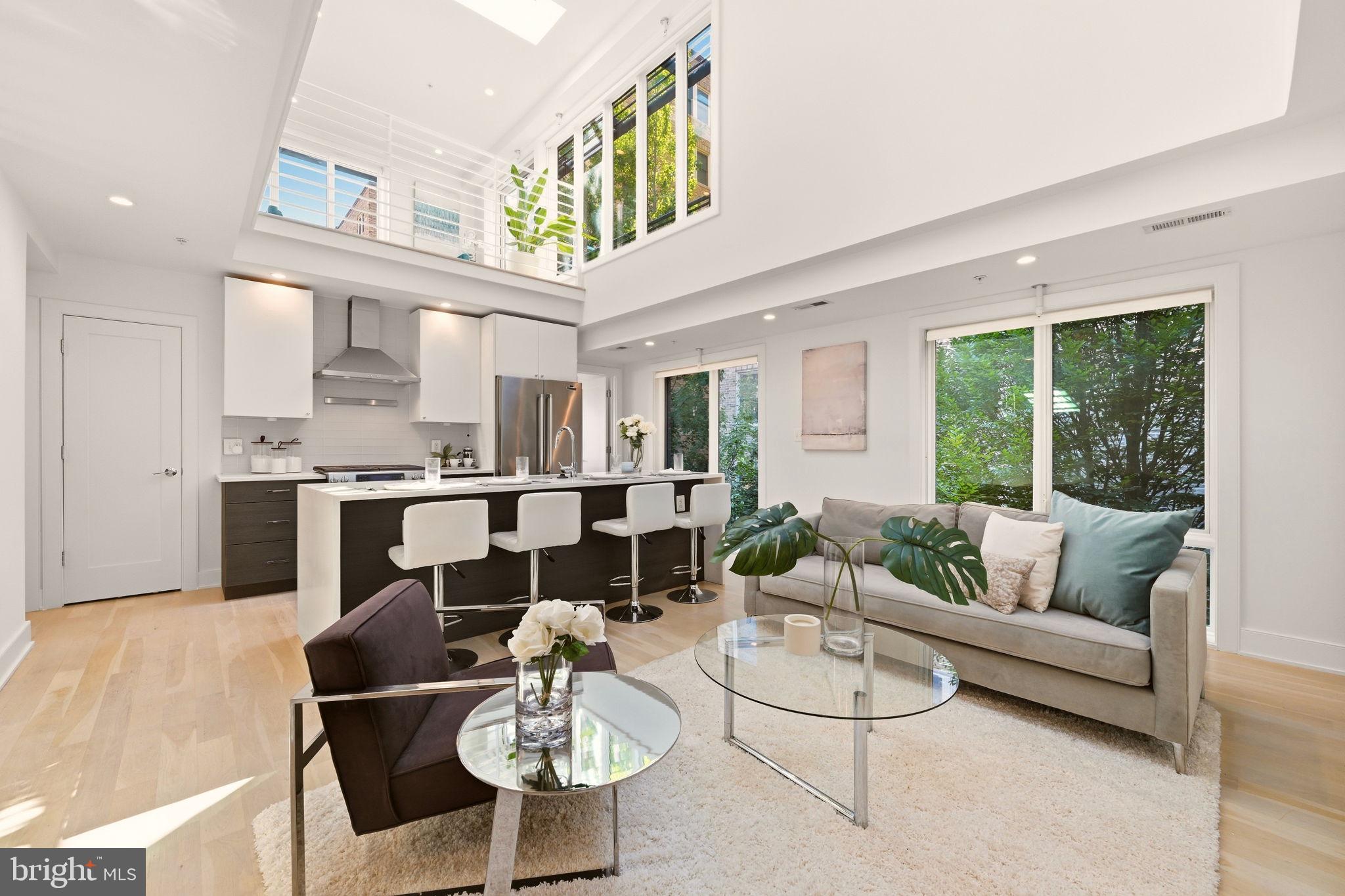 2014 Kalorama Road Northwest, Unit 8 Washington, DC 20009 - Photo 2 of 44 Gallery Image 2
