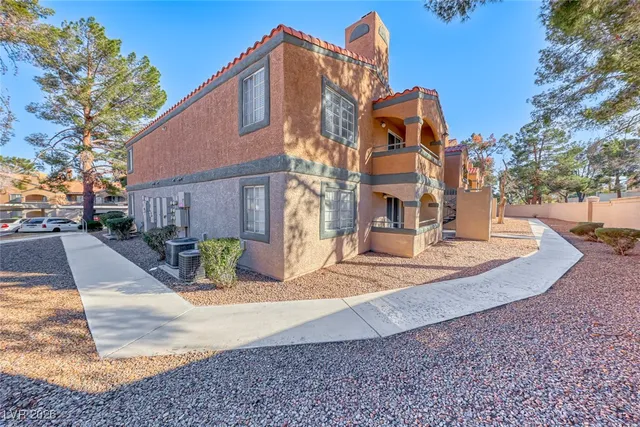 $185,000 | 211 Mission Laguna Lane, Unit 205, Las Vegas, NV 89107