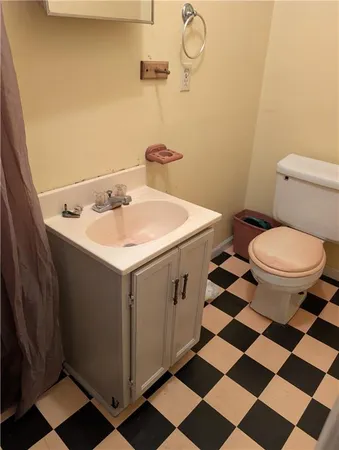 $85,000 | 304 East Sycamore Street, Nevada, MO 64772