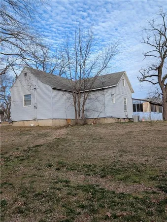 $85,000 | 304 East Sycamore Street, Nevada, MO 64772