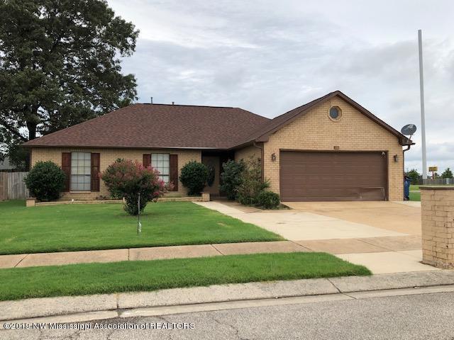 10862 East Ridge Drive Olive Branch, MS 38654 - Photo 1 of 13 IMG_8168