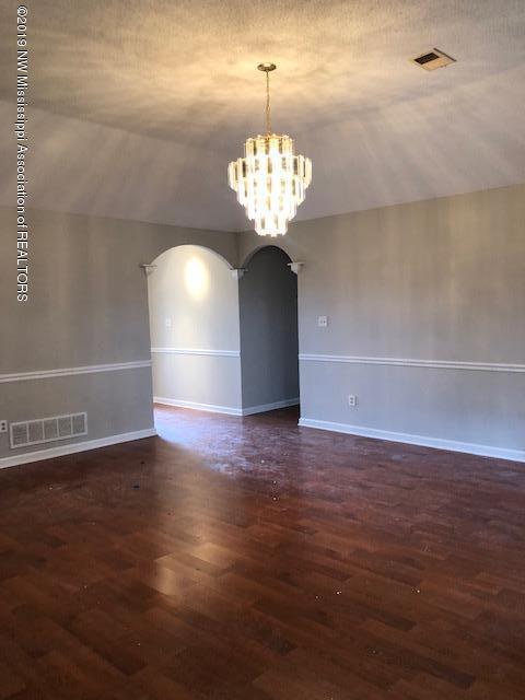10862 East Ridge Drive Olive Branch, MS 38654 - Photo 2 of 13 IMG_8468