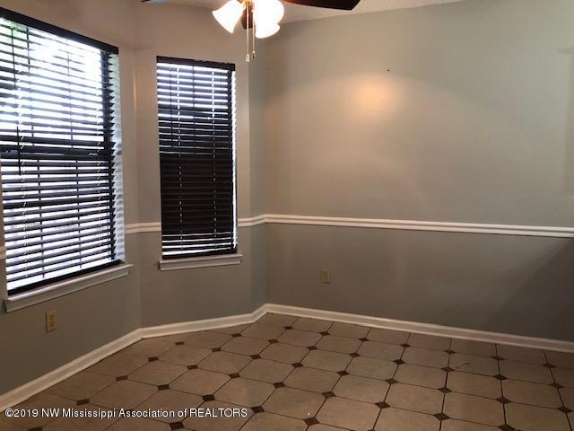 10862 East Ridge Drive Olive Branch, MS 38654 - Photo 5 of 13 IMG_8164