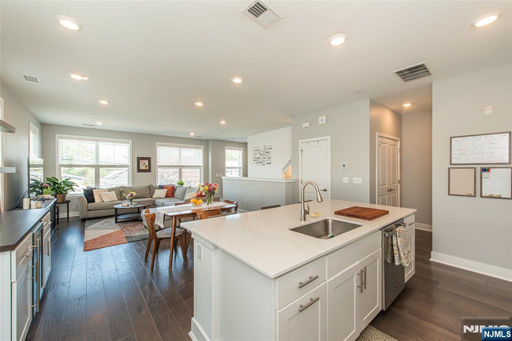 363 Main Street Little Falls, NJ 07424 - Photo 11 of 23