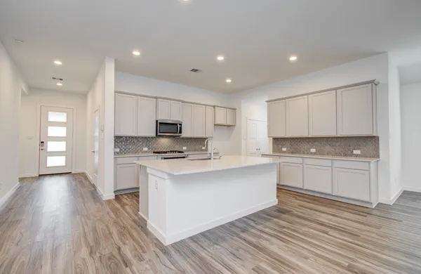 $384,999 | 10011 Angelina Woods Lane, Conroe, TX 77384