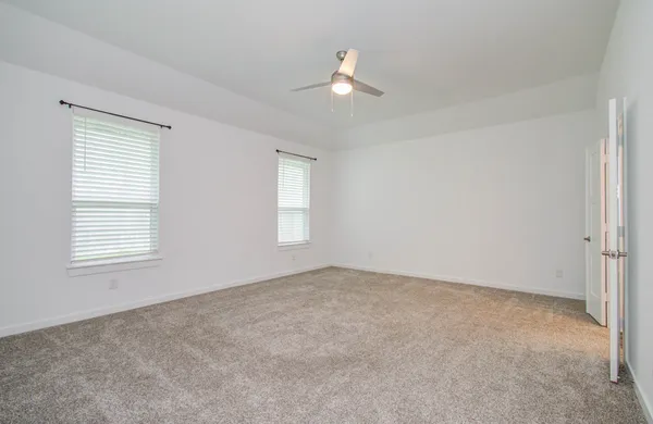 $384,999 | 10011 Angelina Woods Lane, Conroe, TX 77384