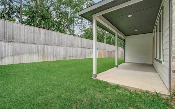 $384,999 | 10011 Angelina Woods Lane, Conroe, TX 77384