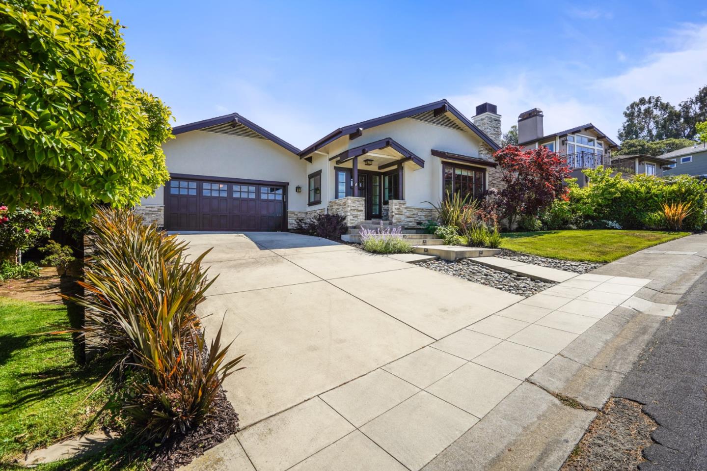 2533 Hayward Drive, Burlingame, CA 94010 Compass