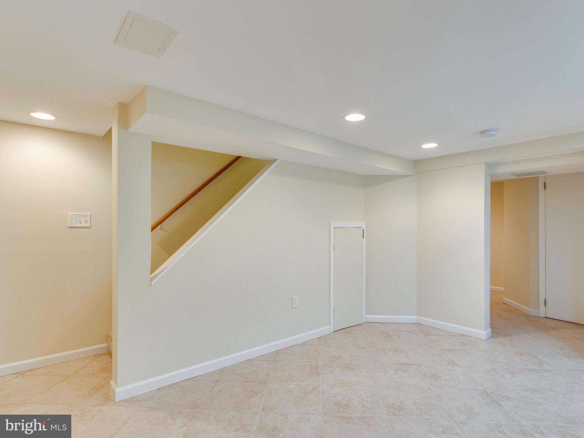 5131 Sheriff Road Northeast Washington, DC 20019 - Photo 18 of 29 a view of an empty room