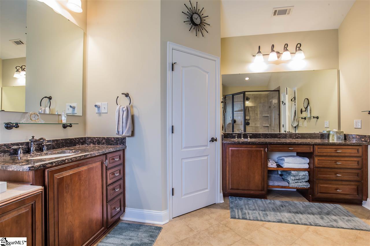 132 Cottonpatch Court Greenville, SC 29607 - Photo 24 of 36 Gallery Image 24