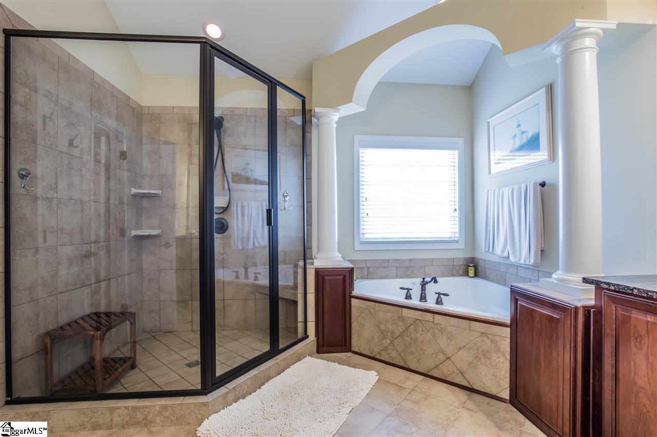 132 Cottonpatch Court Greenville, SC 29607 - Photo 25 of 36 Gallery Image 25