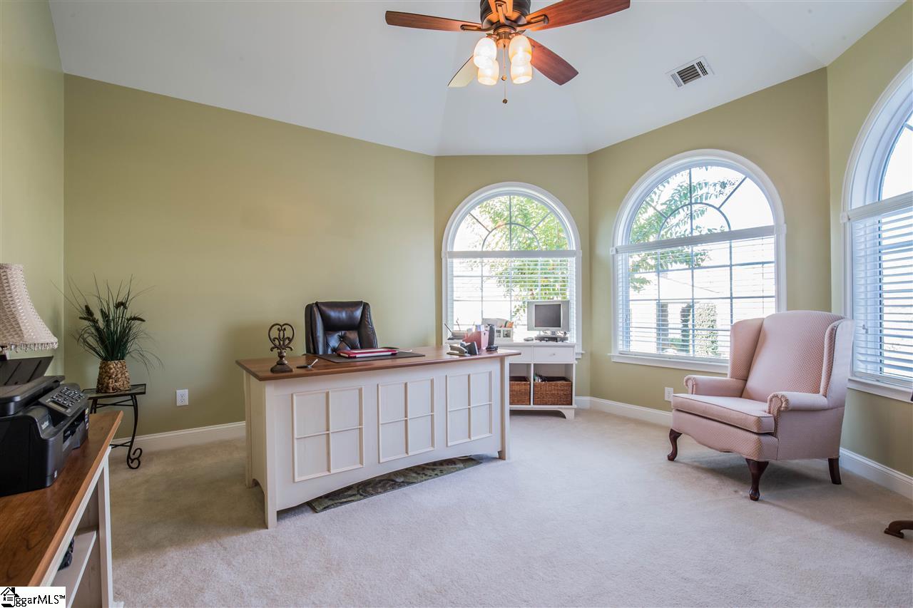 132 Cottonpatch Court Greenville, SC 29607 - Photo 8 of 36 Gallery Image 8