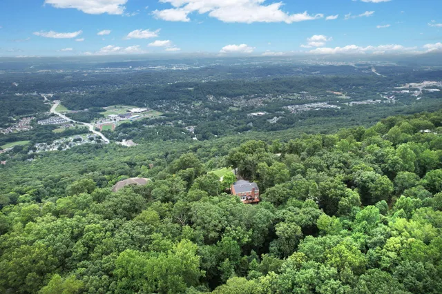 $240,000 | 1301 East Brow Road, Signal Mountain, TN 37377