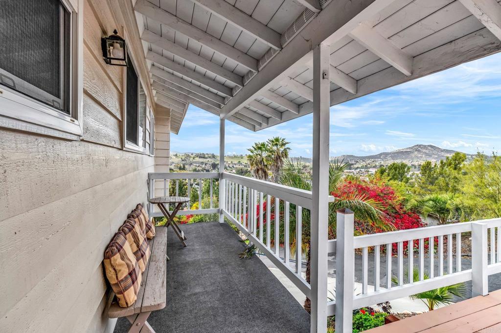 13501 Melissa Lane Poway, CA 92064 - Photo 7 of 62