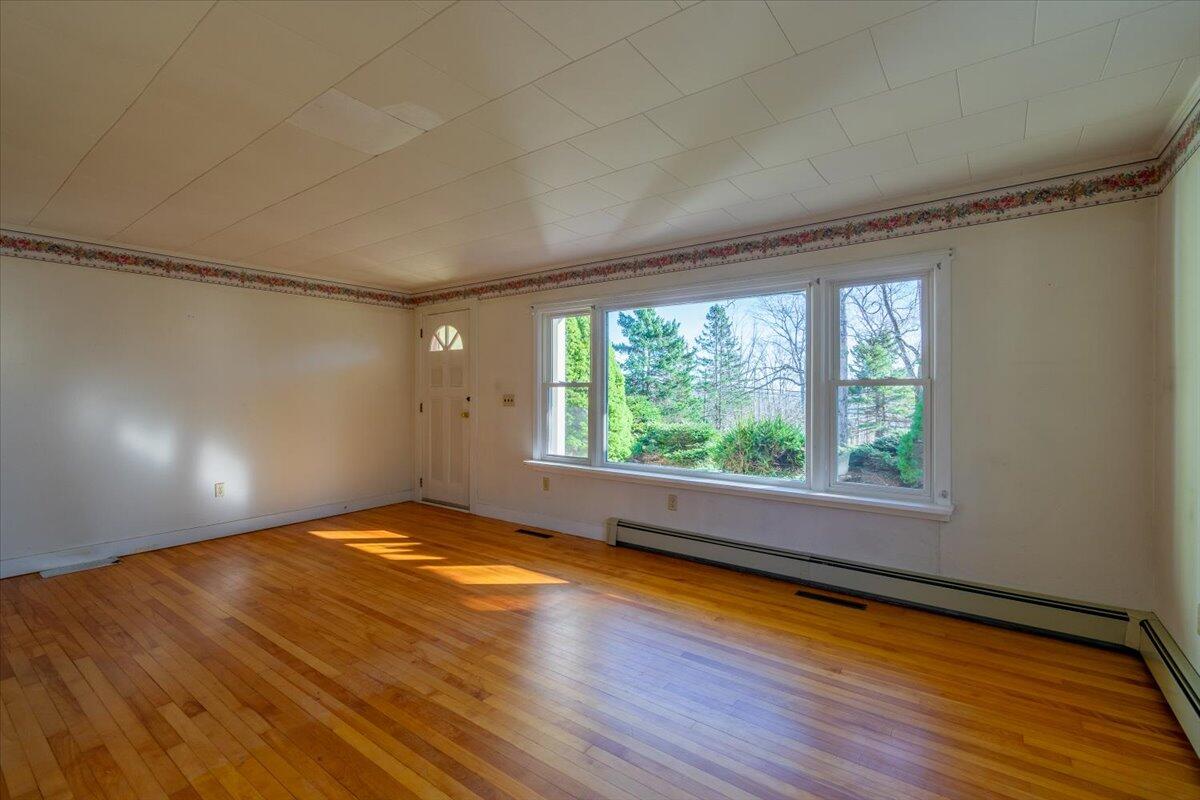 560 Belfast Road Camden, ME 04843 - Photo 11 of 51 560 Belfast Road, Camden