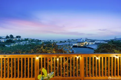 $1,395,000 | 358 Los Palmos Drive, San Francisco, CA 94127