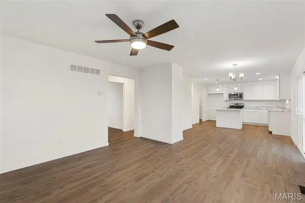 $522,878 | 12240 Louiselle Park Drive, Maryland Heights, MO 63043