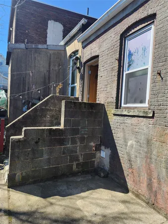 $3,538 | 11 Coonley Court | Mariners Harbor