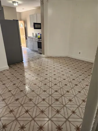 $3,538 | 11 Coonley Court | Mariners Harbor