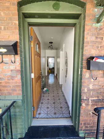 $3,538 | 11 Coonley Court | Mariners Harbor