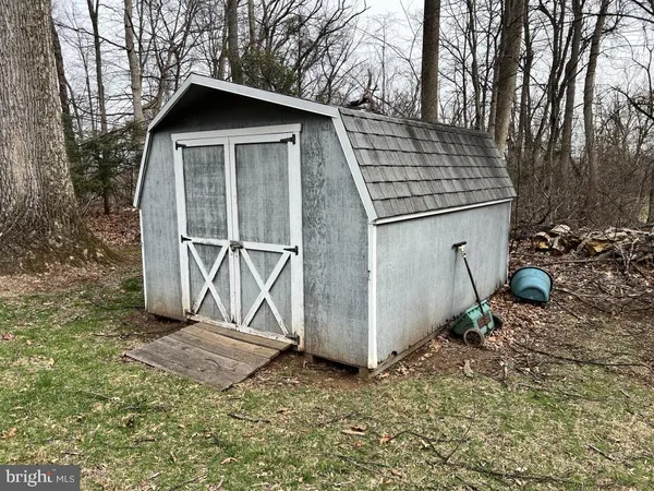 $200,000 | 977 Locust Grove Road, Middletown, PA 17057