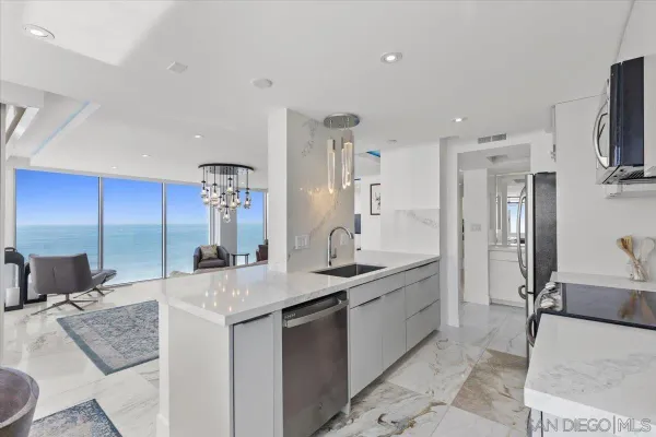 $16,000 | 1830 Avenida Del Mundo, Unit 1210, Coronado, CA 92118