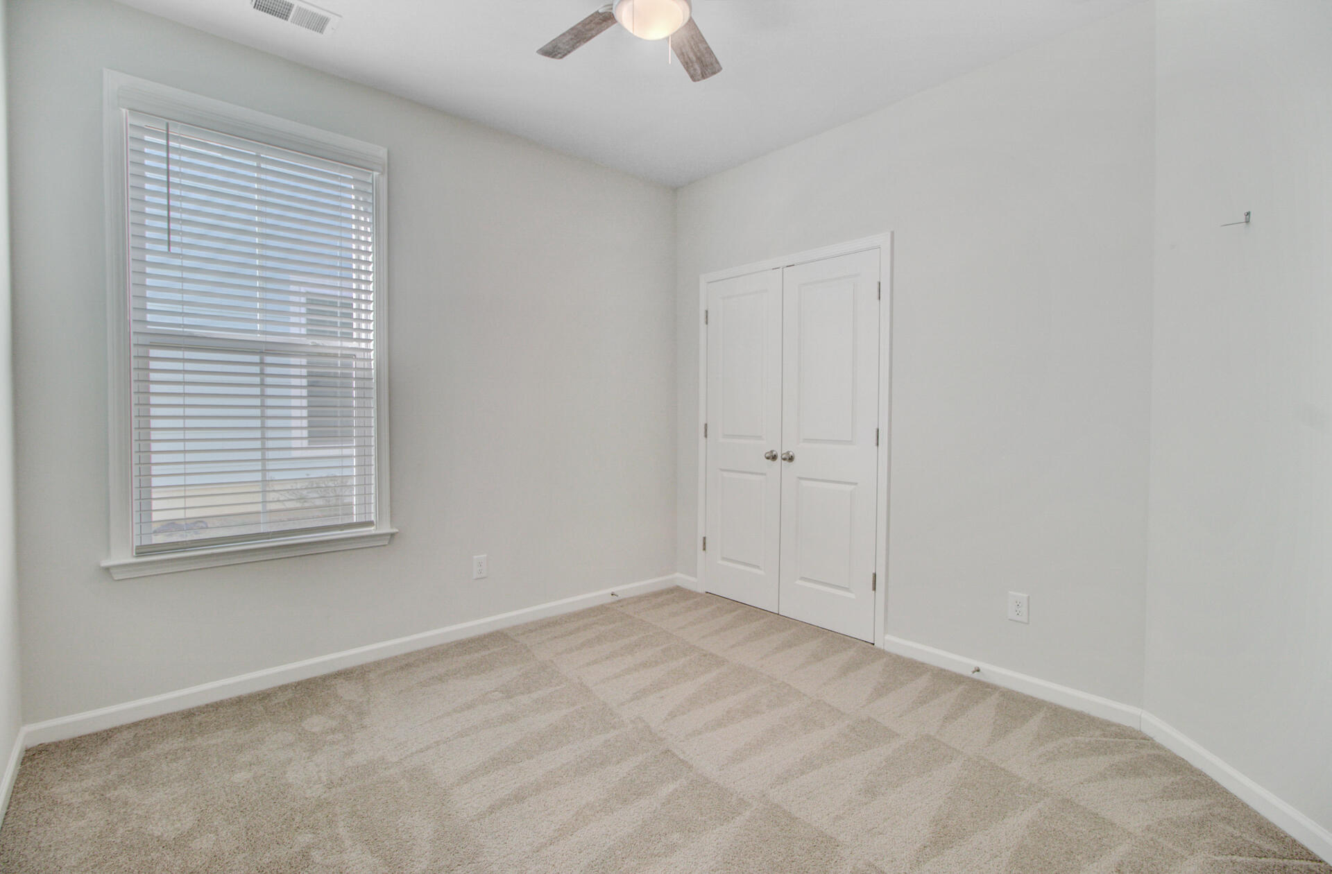 424 Eagleview Drive Moncks Corner, SC 29461 - Photo 15 of 42 second bedroom