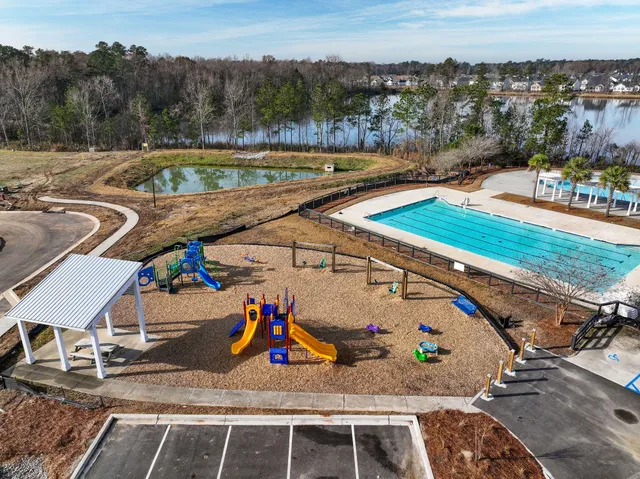 $364,990 | 424 Eagleview Drive, Moncks Corner, SC 29461