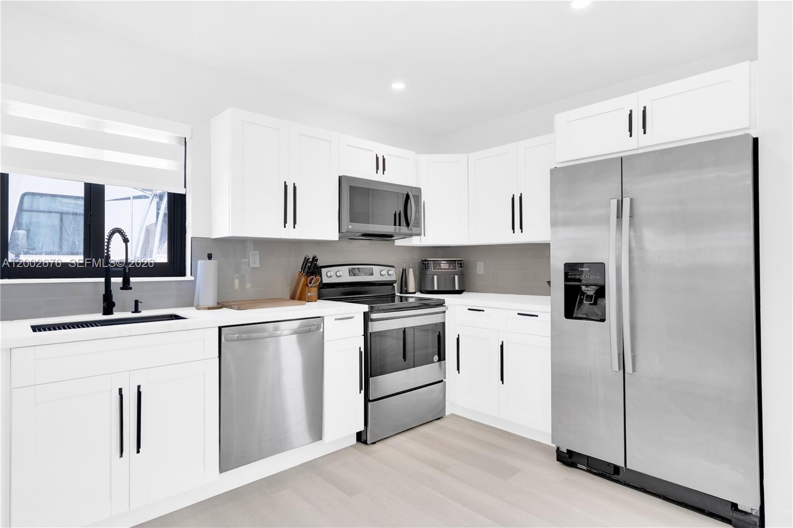 10220 Southwest 168th Street Miami, FL 33157 - Photo 6 of 27