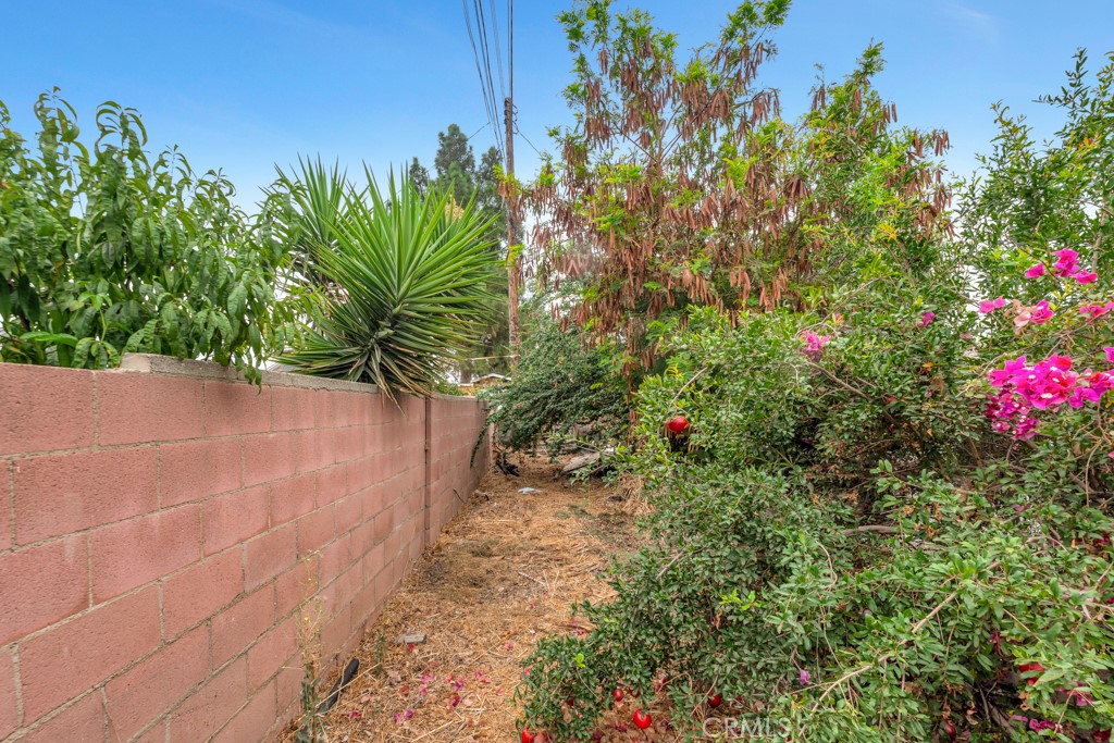 11552 Fellows Avenue Pacoima, CA 91331 - Photo 14 of 71