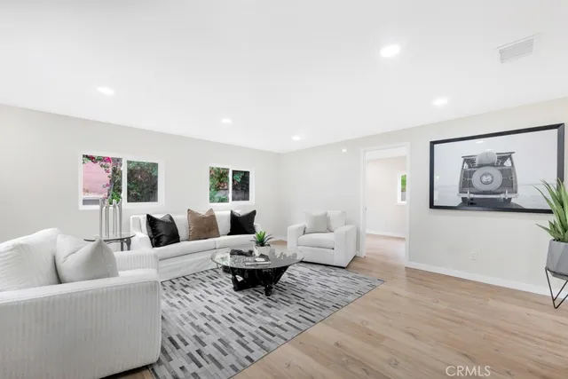 $839,000 | 11552 Fellows Avenue, Pacoima, CA 91331